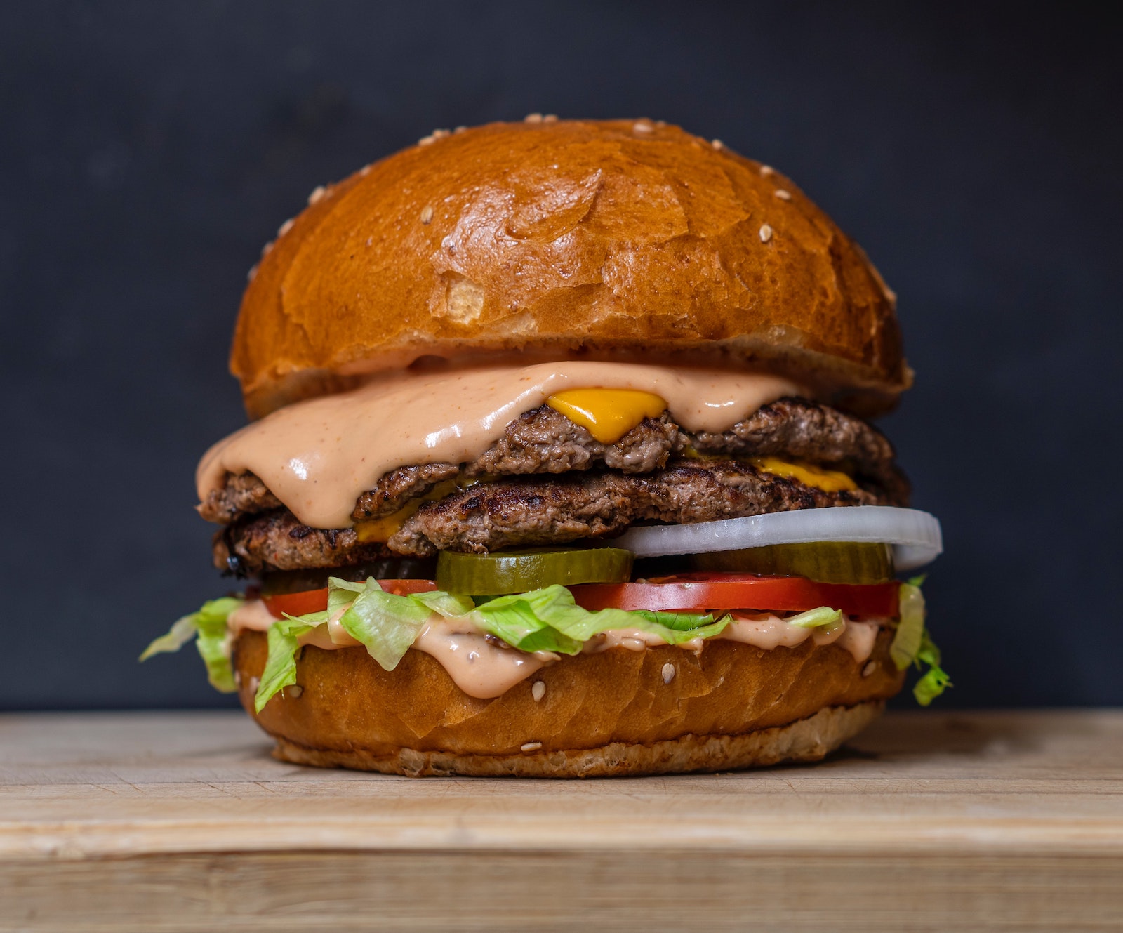 pic of cheeseburger